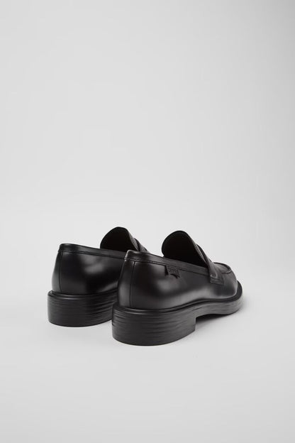 Black Loafer with Modern Silhouette