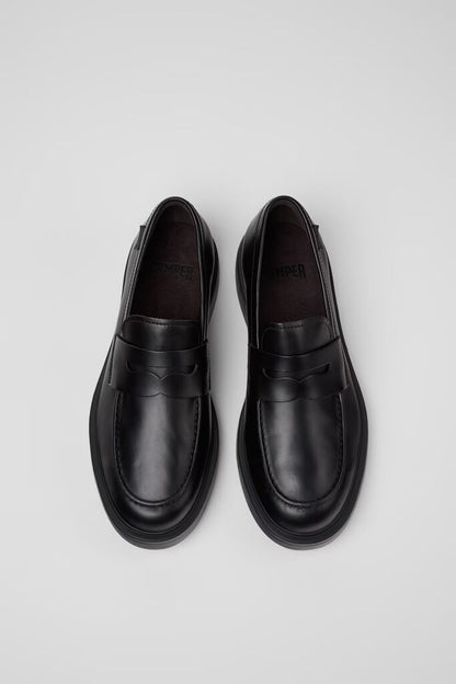 Black Loafer with Modern Silhouette