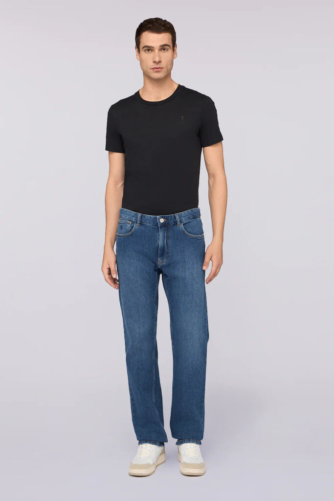Blue Denim Straight-Leg Jeans with Classic Five-Pocket Design
