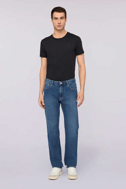 Blue Denim Straight-Leg Jeans with Classic Five-Pocket Design