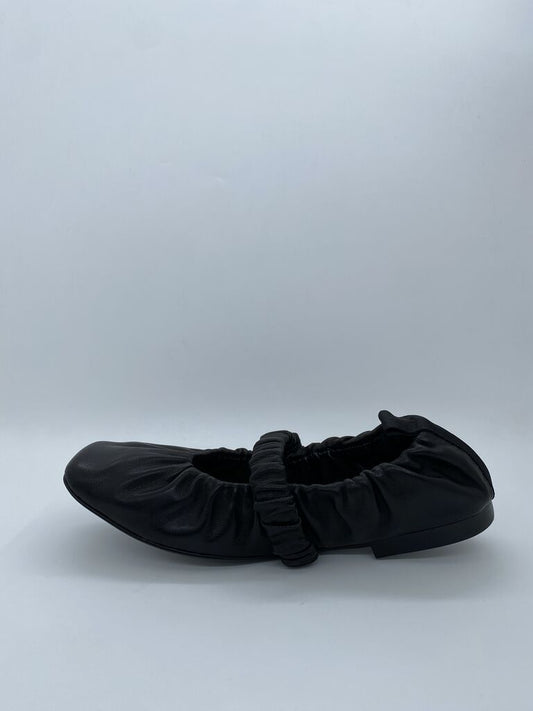 Black Elastic Flats with Gathered Details