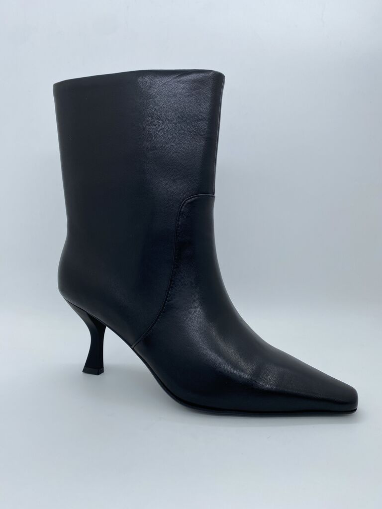 Black Square-Toe Ankle Boots with Mid Heel