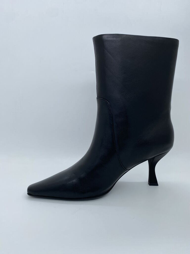 Black Square-Toe Ankle Boots with Mid Heel