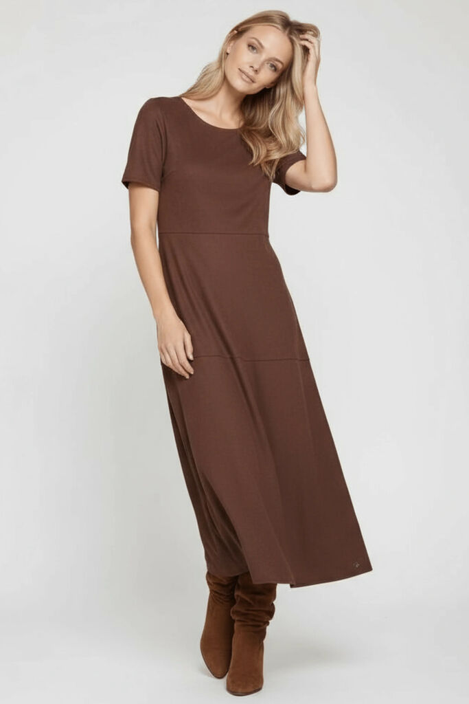 Chocolate A-Line Dress with Short Sleeves Pointure Chocolate A-Line Dress with Short Sleeves Pointure