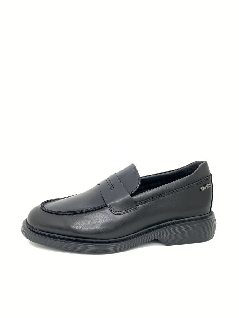 Black Leather Loafers with Cushioned Sole