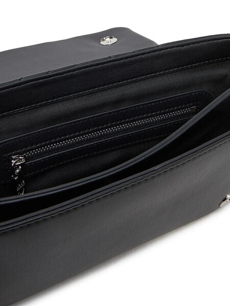 Black Quilted Shoulder Bag with Chain Hardware