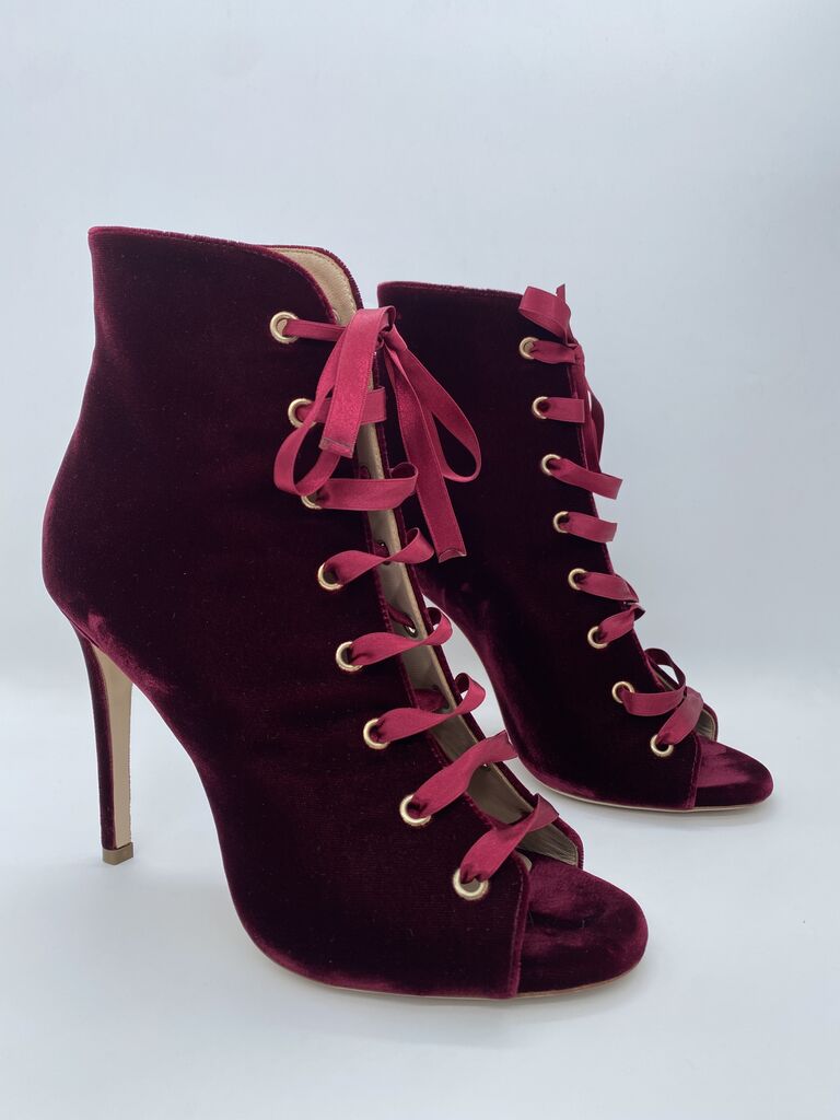 H105 Velvet RUBINO