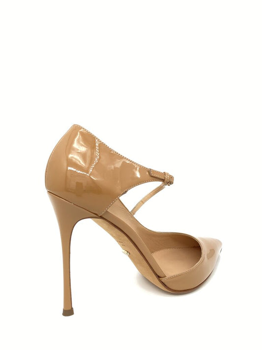 Nude Patent Leather Pointed Heels with Strap Detail