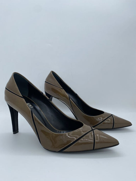 Tan Patent Leather Pointed Toe Heels with Black Trim