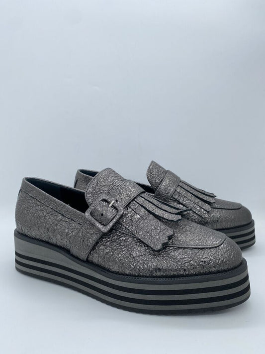 Metallic Textured Platform Loafers with Fringed Accent