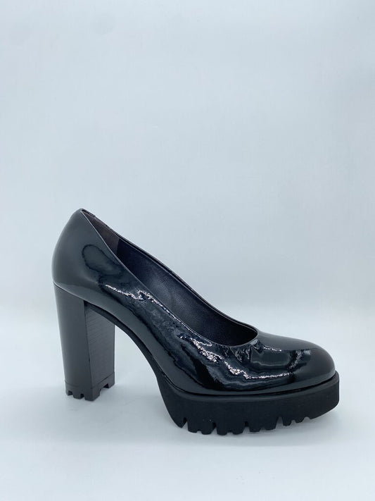 Black Patent Platform Heel with Lug Sole