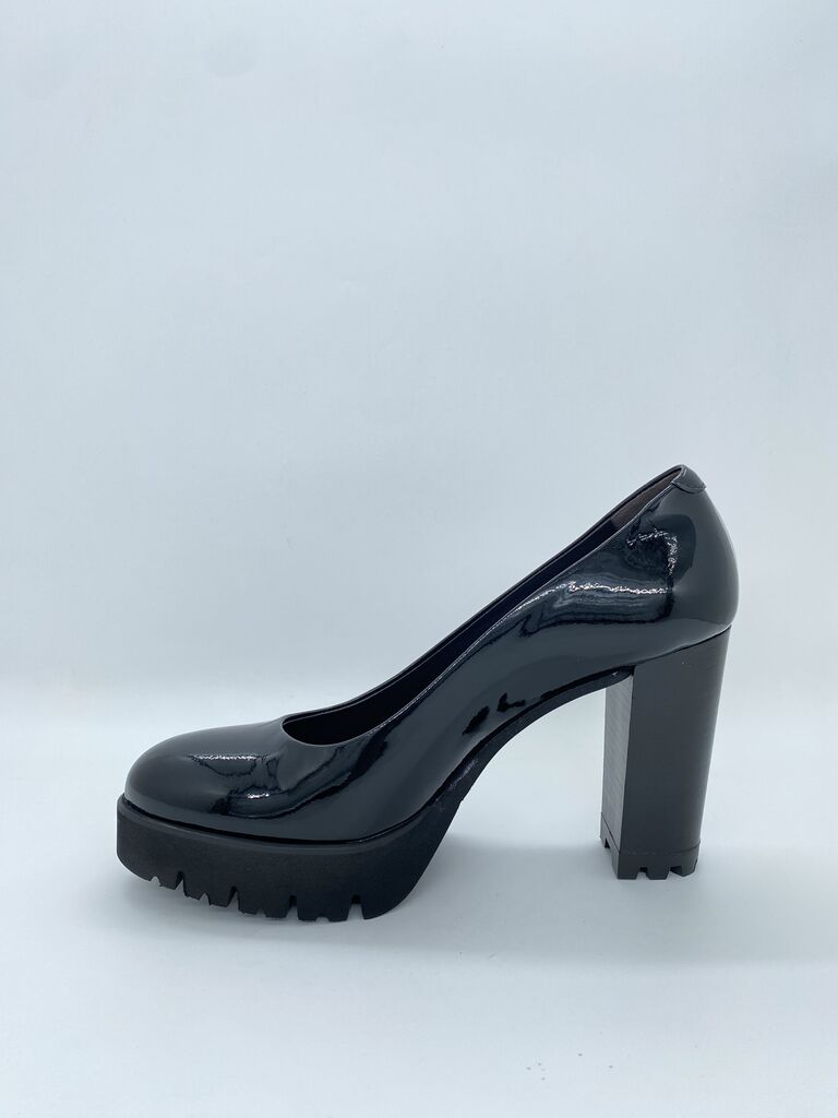 Black Patent Platform Heel with Lug Sole