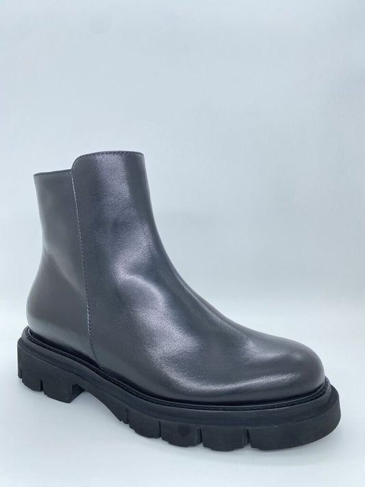 Black Leather Ankle Boot with Chunky Sole