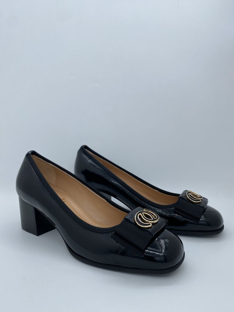 Black Patent Leather Block Heel Pumps with Bow Detail