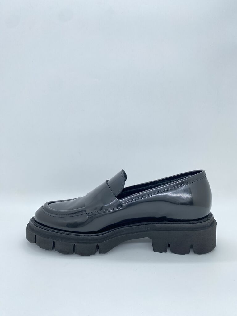 Black Glossy Loafer with Chunky Sole