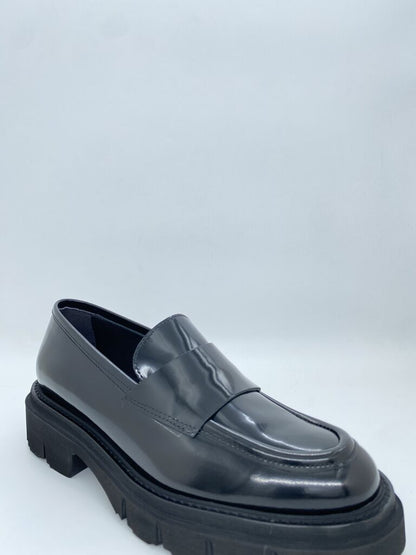 Black Glossy Loafer with Chunky Sole