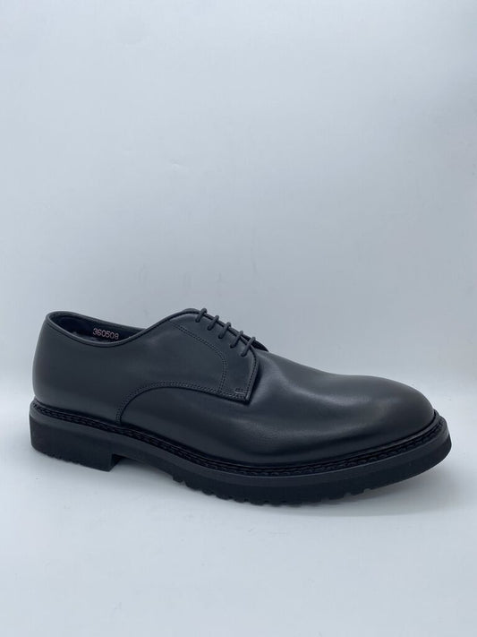 Black Leather Derby Shoe with Textured Sole