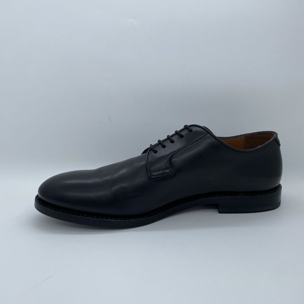 Black Leather Derby Shoes with Lace-Up Detail