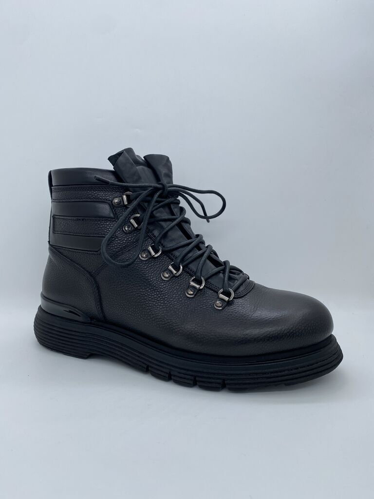 Black Textured Hiking Boot with Cushioned Sole