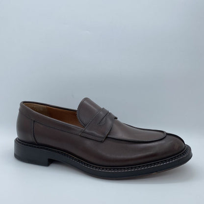 Brown Leather Loafer with Unique Seam