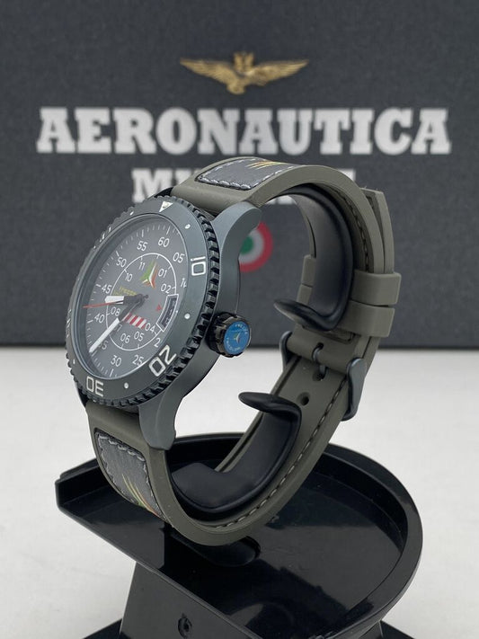 Gray Dial Pilot Watch with Bold Numerals